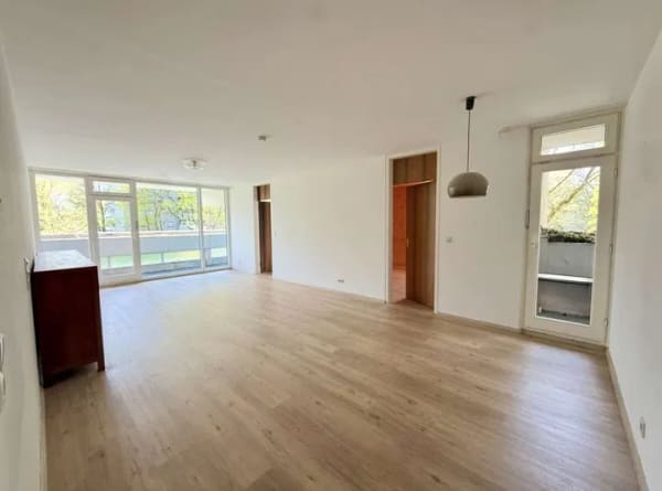 Immobilie in Taufkirchen - 4 Zimmer mit großzügigem Südbalkon & West-Loggia - Bild 2