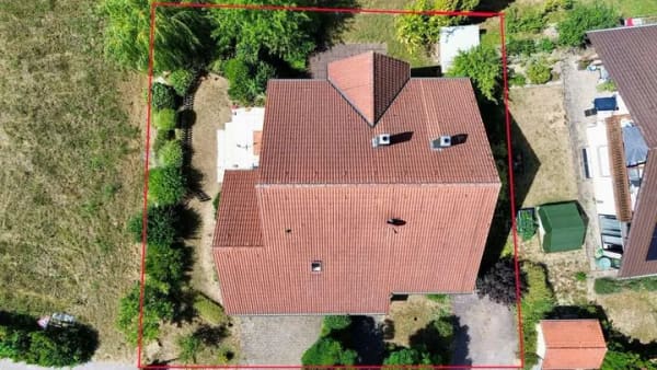 Immobilie in Grünsfeld - Familientraum im Main-Tauber-Kreis – Großzügiges Wohnen mit zusätzlicher Rendite - Bild 2