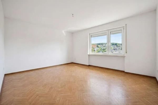Immobilie in Wilnsdorf - Sanieren. Einziehen. Wohlfühlen. Einfamilienhaus mit Garten, Garage in begehrter Wohnlage Rudersdorf - Bild 4