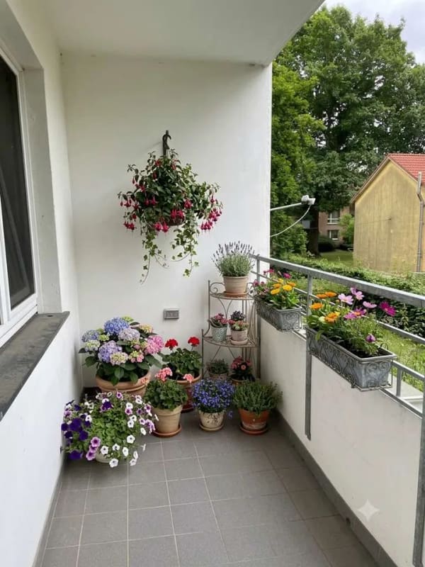 Immobilie in Lauenburg/Elbe - Gut geschnittene 2-Zi.-ETW mit EBK/ Balkon und Fahrstuhl - Bild 0