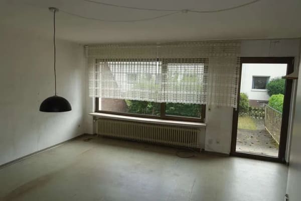 Immobilie in Diepholz - *** Renovierungsbedürftiges Reihenmittelhaus mit Garage in Diepholz zu verkaufen*** - Bild 4