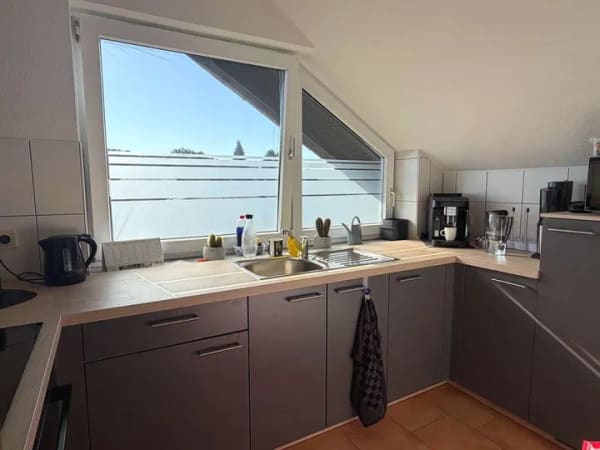 Immobilie in Windhagen - Gepflegtes MFH mit Lagerhalle in gefragter Wohnlage - Bild 3
