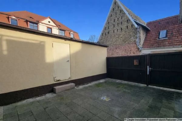 Immobilie in Edingen-Neckarhausen - Wohnhaus mit Gewerbeeinheit in Edingen-Neckarhsn. - 20003983 - Bild 1