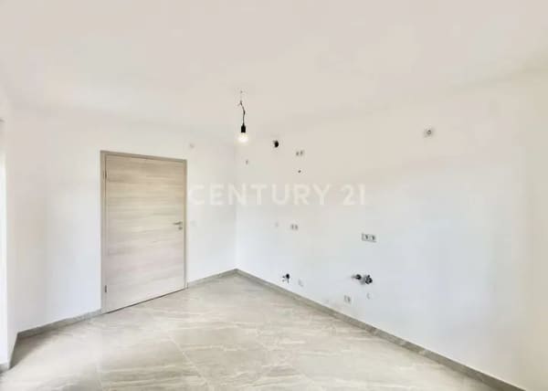 Immobilie in Wadgassen - 2 umfangreich sanierte Wohnungen mit 62 & 74 m² Wohnfläche und Balkon (Baugrundstück opt.) - Bild 4