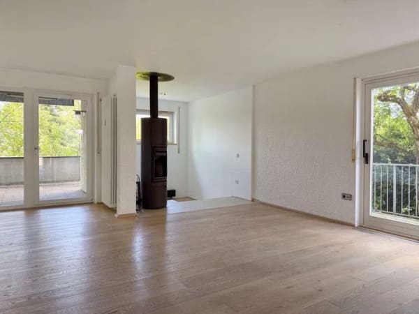 Immobilie in Schorndorf - Großzügiges Einfamilienhaus mit zwei vermieteten Einliegerwohnungen - Bild 3