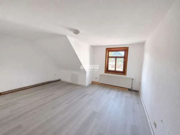 Immobilie in Friedrichroda - antaris Immobilien GmbH ** Drei Wohnungen, unzählige Möglichkeiten – Ihr Investment im Kurort! ** - Bild 3