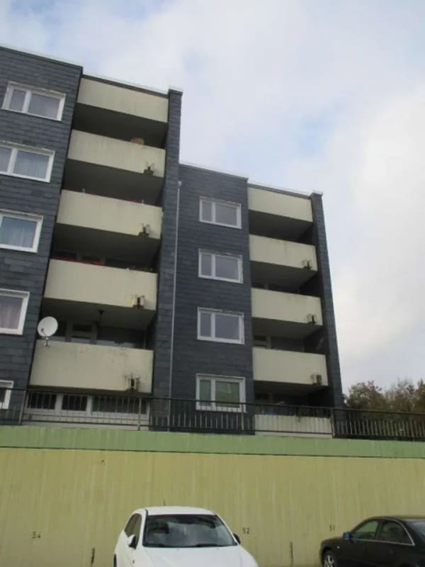 Immobilie in Gummersbach - Freie 3-Zi.-Erdgeschoss-ETW + 1 KFZ-Tiefgaragenplatz in Gummersbach - Bild 1