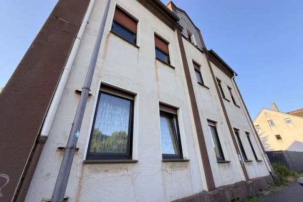 Immobilie in Bochum - Historisches Mehrfamilienhaus mit großem Potenzial. Sanierungsobjekt für Visionäre! - Bild 2