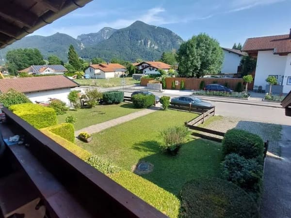 Immobilie in Grassau - *Derzeit als Kapitalanlage in Grassau/Chiemgau: Sehr charmante 4 Zimmer-Wohnung, modernes, gemütliches Ambiente mit Bergblick - Bild 0