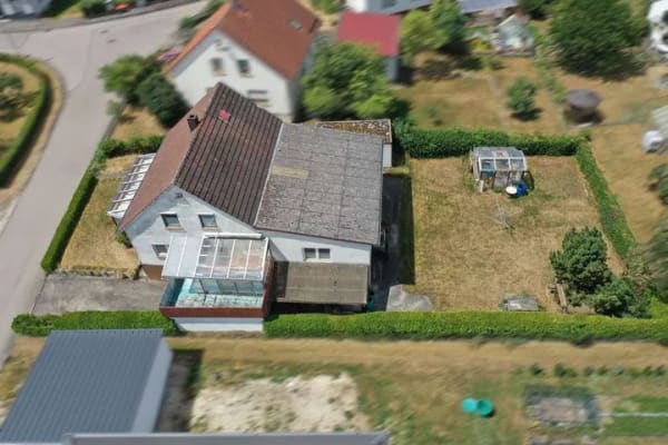 Immobilie in Dischingen - 3,2,1 Meins! Freistehendes Familien-Raumwunder in Dischingen-Dunstelkingen! - Bild 3