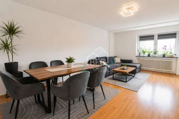 Immobilie in Crailsheim - Einziehen oder investieren: attraktive 3-Zimmer-Wohnung mit Balkon - Bild 0
