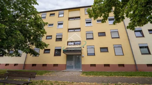 Immobilie in Crailsheim - Einziehen oder investieren: attraktive 3-Zimmer-Wohnung mit Balkon - Bild 1