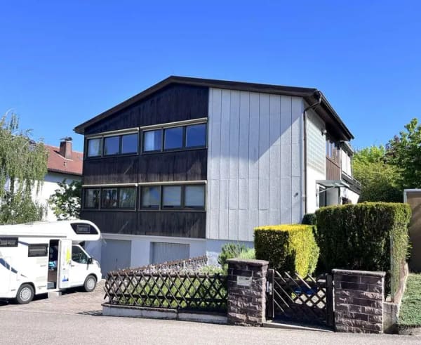 Immobilie in Ispringen - Ispringen:  Großzügige 3,5 Zimmer-Wohnung in ruhiger Zweifamilienhaus-Gemeinschaft - Bild 0