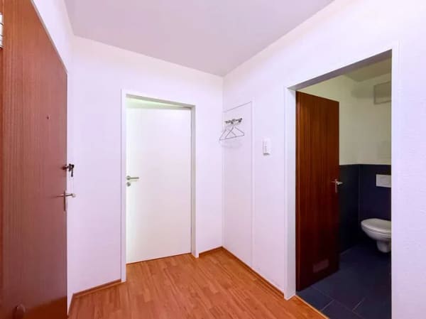 Immobilie in Überlingen - 200 Meter bis zum Bodensee - Charmante Erdgeschosswohnung mit Terrasse - Bild 3