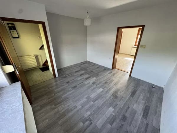 Immobilie in Glückstadt - Gemütliches Mittelreihenhaus mit kleinem Gartenbereich und Carportstellplatz - Bild 2