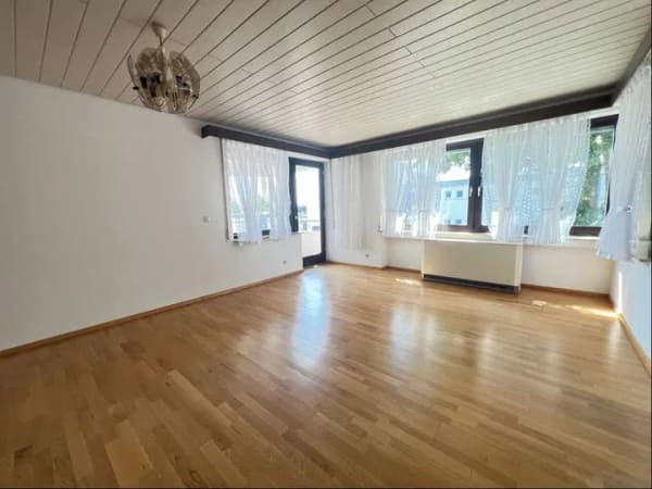 Immobilie in Bad Buchau - Äußerst großzügige Wohnung am Federsee - Bild 1