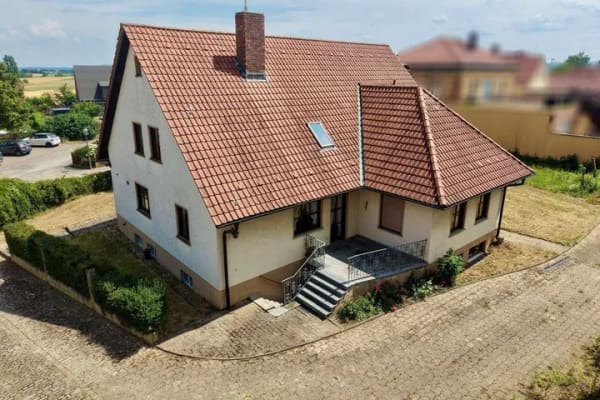 Immobilie in Frankenwinheim - Ein Zuhause, das auf Ihre Ideen wartet!!!  - Bild 2