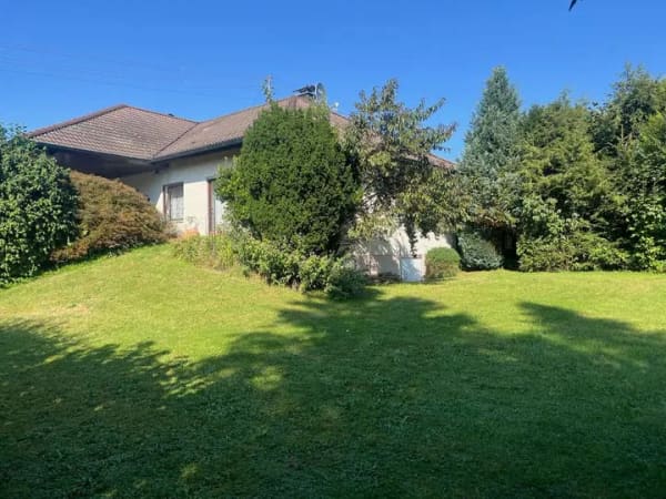 Immobilie in Jettingen-Scheppach - Gepflegtes Einfamilienhaus in Jettingen-Scheppach mit idyllischem Garten und Doppelgarage - Bild 3