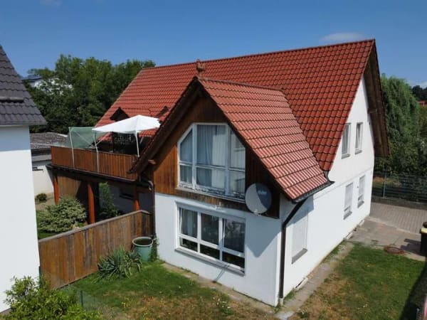 Immobilie in Aichach - Zweifamilienhaus - Fernwärme, sofort Frei! fussläufig zum Bahnhof Aichach - Bild 4