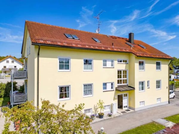 Immobilie in Spiegelau - 29.040 € Jahreskaltmiete: solides Anlageobjekt mit 5,7 % Bruttorendite und Luft nach oben - Bild 1