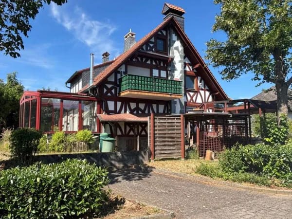 Immobilie in Altenstadt - Außergewöhnliches 2-FH in Altenstadt Oberau - Bild 1