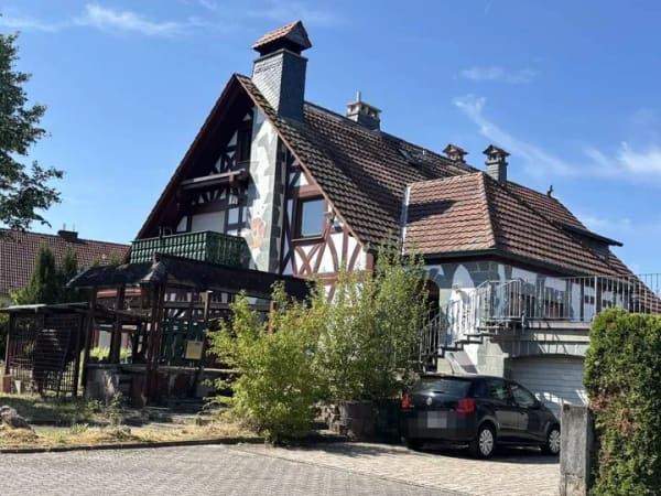 Immobilie in Altenstadt - Außergewöhnliches 2-FH in Altenstadt Oberau - Bild 2