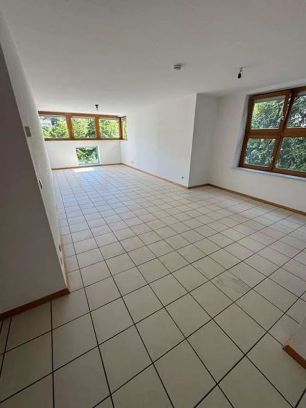 Immobilie in Wilhelmsfeld - +++Provisions- und Bezugsfrei! +++ BJ 1996+++2 Zi-Wohnung mit Balkon und Einbauküche+++ - Bild 0