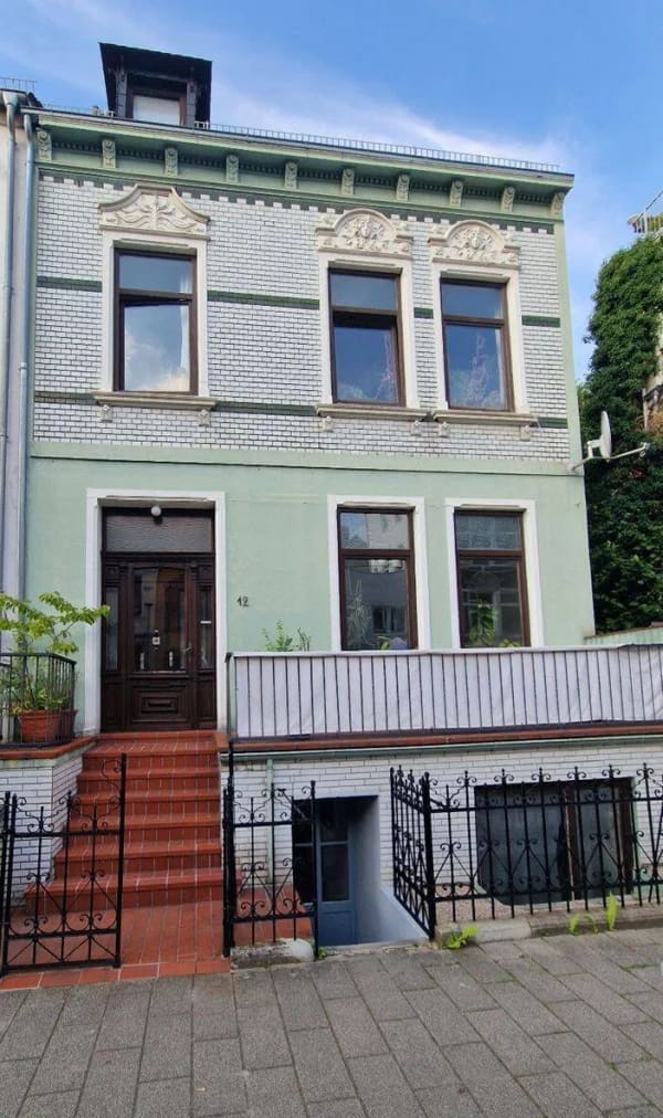 Immobilie in Bremen - Flüsseviertel: Historisches Mehrfamilienhaus, ca. 320 m² Wohn/Nutzfläche - Bild 0