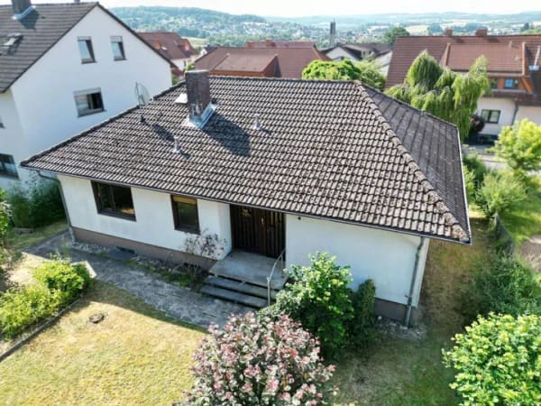 Immobilie in Neuhof - Eigenheim statt Miete: Ihr neues Zuhause im Kernort von Neuhof - Bild 1