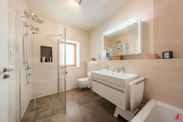 Immobilie in Reit im Winkl - Elegante 5-Zimmer-Maisonettewohnung – großzügig gestaltet und stilvoll. Ideal für anspruchsvolles Wo - Bild 4