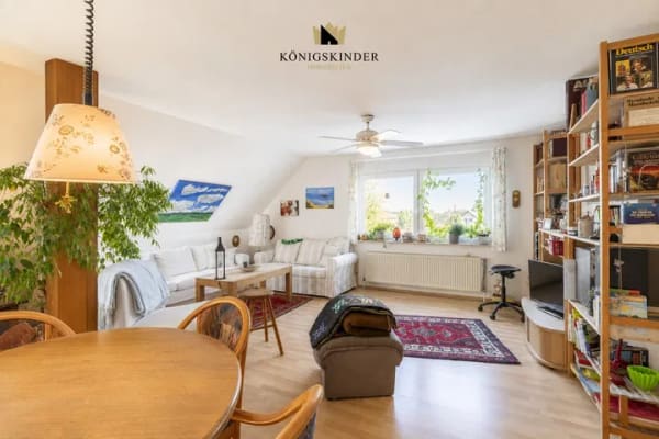 Immobilie in Dürnau - Herrlich, ruhige 3Zi.-DG-Wohnung in Dürnau mit fantastischer Aussicht, Balkon, Keller und Garage - Bild 0