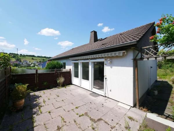 Immobilie in Altenbeken - Familienfreundliches Fertighaus mit zusätzlicher Wohneinheit im Untergeschoss - Bild 4
