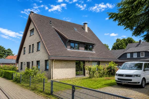 Immobilie in Stuhr - Sehr gepflegtes Zweifamilienhaus in Bestlage von Brinkum - Bild 1