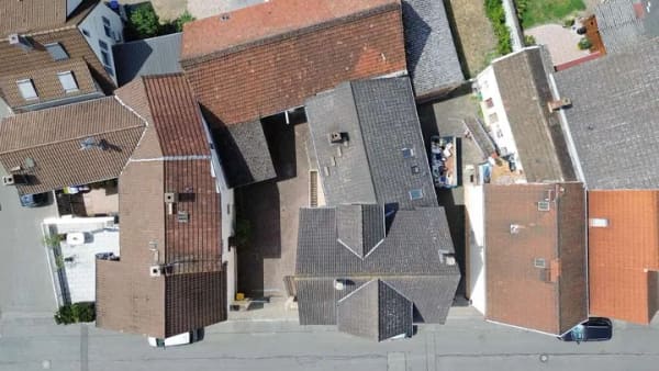 Immobilie in Stockstadt - Sanierungsbedürftiges Einfamilienhaus mit Anbau und großem Potenzial in Stockstadt - Bild 1