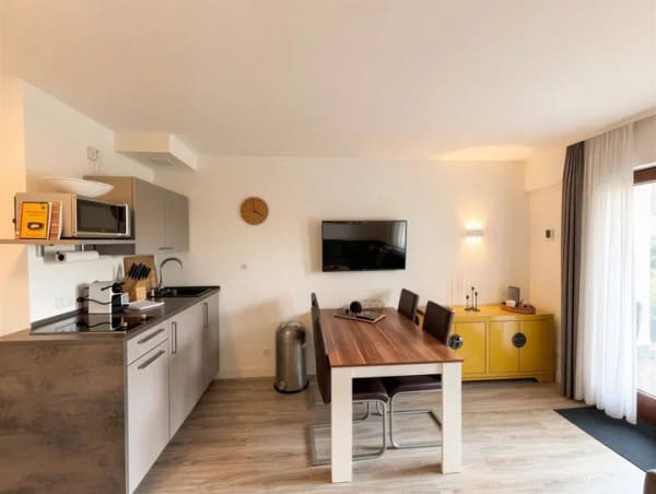 Immobilie in Winterberg - Klein, fein, mein! Mit Terrasse in sehr schöner und ruhiger Lage. - Bild 2