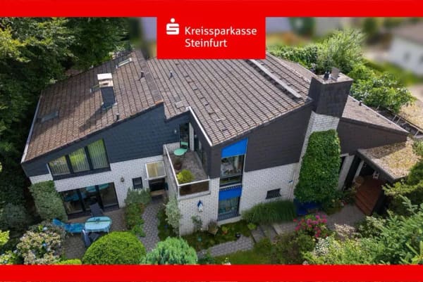 Immobilie in Tecklenburg - Exklusives Architektenhaus am Kurpark - individuelles Wohnen mit vielfältigen Nutzungsmöglichkeiten! - Bild 0