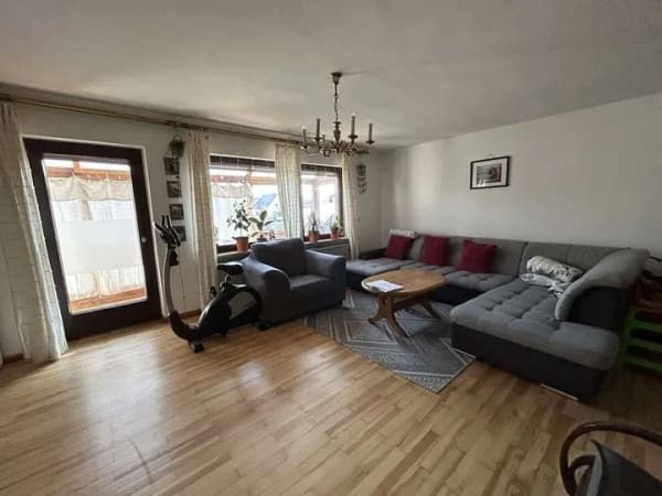 Immobilie in Postbauer-Heng - Gepflegtes, vermietetes 2-Fam.-Haus mit Potential in gewachsener Wohnlage. - Bild 1