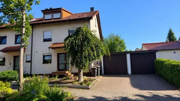 Immobilie in Bad Schönborn - Schöne DHH mit ELW und großem Garten von privat! - Bild 0