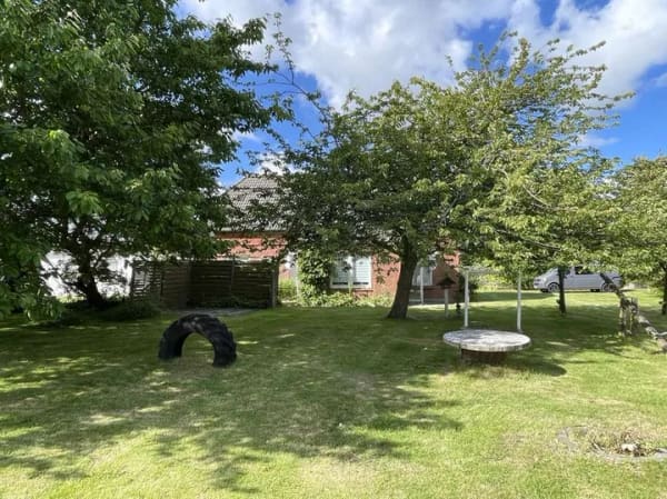 Immobilie in Schülp - Alleinlage auf fast 5000m² 
***Hier schlägt das Herz höher***
Pferdehaltung möglich - Bild 1