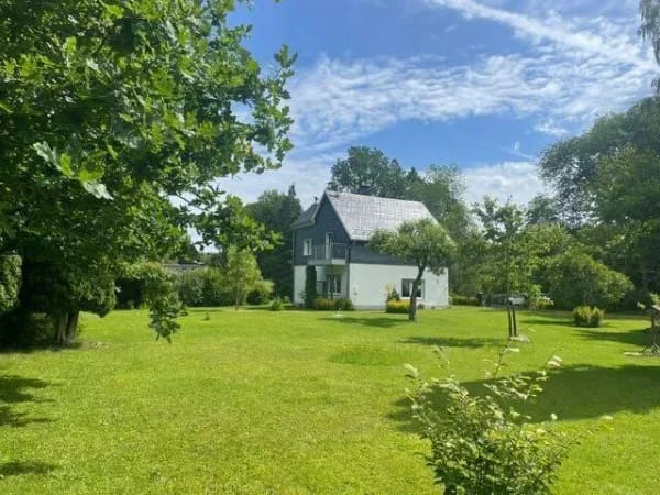 Immobilie in Bad Marienberg (Westerwald) - Alleinlage Nähe Bad Marienberg !  Wohnen im Grünen, Wohnhaus im TOP Zustand! - Bild 1