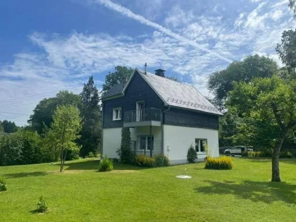 Immobilie in Bad Marienberg (Westerwald) - Alleinlage Nähe Bad Marienberg !  Wohnen im Grünen, Wohnhaus im TOP Zustand! - Bild 2