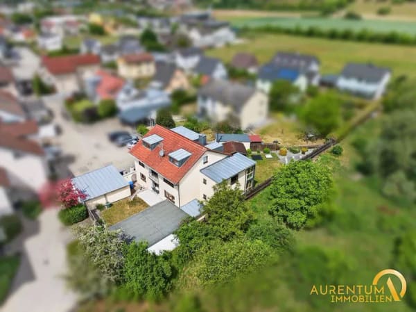 Immobilie in Kelheim - Mehrgenerationenhaus oder Kapitalanlage? Großzügiges 2-3 Familienhaus mit ca. 235 m² Wohnfläche - Bild 3