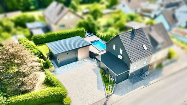 Immobilie in Wallmenroth - **Modernisierte Doppelhaushälfte mit Garage und Pool in Wallmenroth** - Bild 2