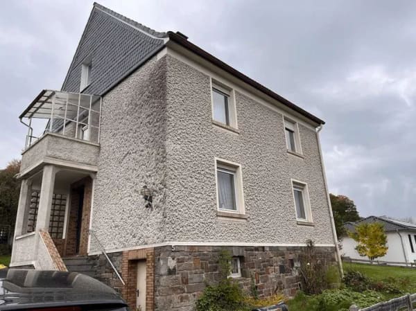 Immobilie in Windeck - Leerstehendes Einfamilienhaus mit viel Charme, zentral gelegen in Windeck Rosbach - Bild 1