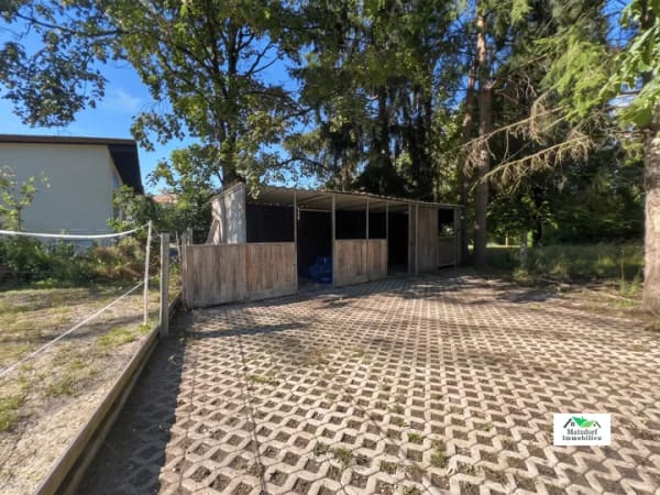 Immobilie in Großalmerode - Pferdehof mit über fünf Hektar Weideland - Professionelle Stallungen, Reitplatz und großes Wohnhaus in Rommerode - Bild 1