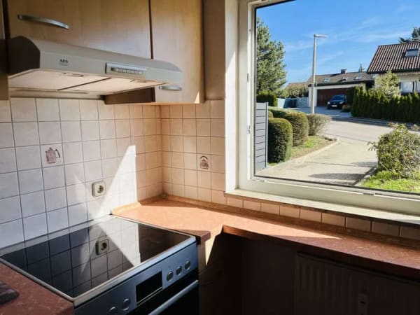 Immobilie in Aidlingen - Aidlingen: Sonnige 4,5 ZW mit 2 Terrassen im Erdgeschoss   - Bild 2