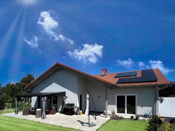Immobilie in Wiesenfelden - Moderner Bungalow in ruhiger Siedlungslage  - Bild 3