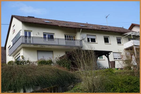 Immobilie in Zell am Harmersbach - Kapitalanlage mit Perspektive – Gepflegtes 7-Familien-Wohnhaus in idyllischer Ortsrandlage ! - Bild 0
