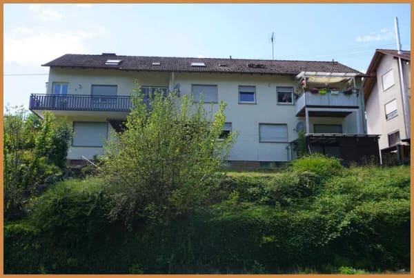Immobilie in Zell am Harmersbach - Kapitalanlage mit Perspektive – Gepflegtes 7-Familien-Wohnhaus in idyllischer Ortsrandlage ! - Bild 3