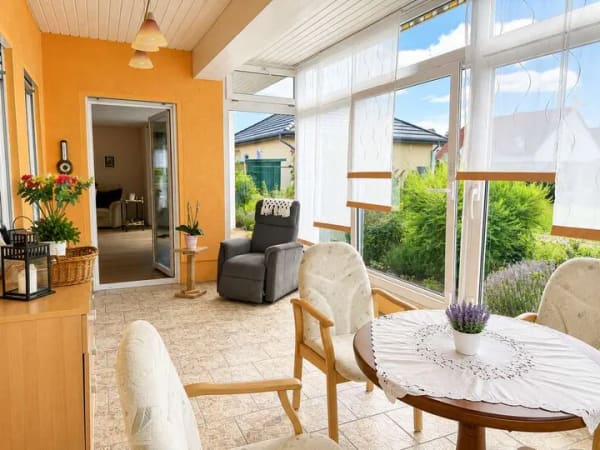 Immobilie in Zerbst/Anhalt - Modernes Einfamilienhaus mit Außenpool in bevorzugter Zerbster Wohnlage - Bild 4